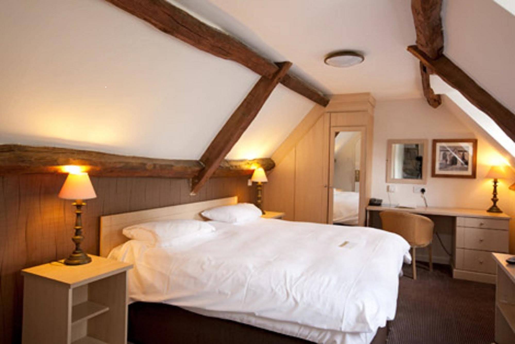 Old Manse Hotel By Greene King Inns Bourton-on-the-Water Exterior foto